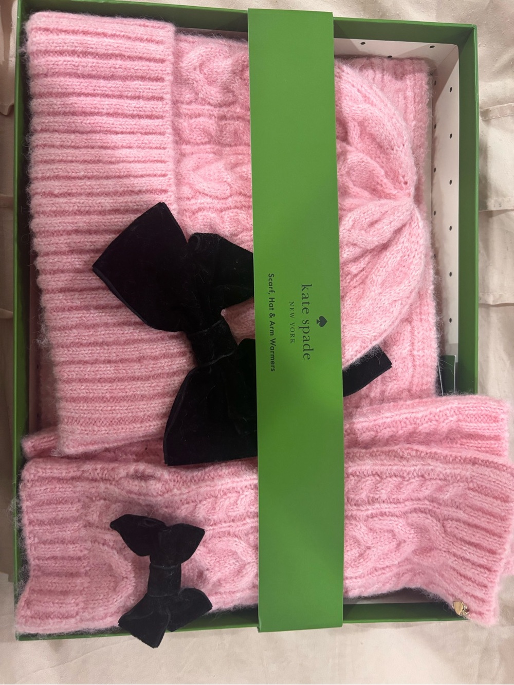 kate spade Pink Gift Set with Black Velvet Bows